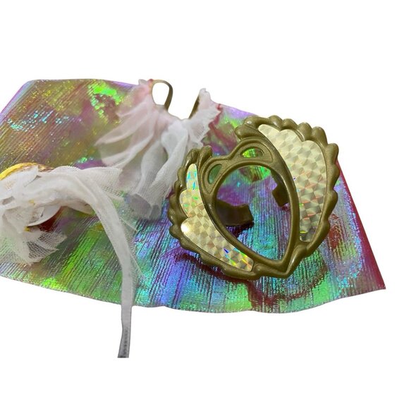 She-Ra 1984 Original Adora Golden Helmet, Skirt & Red Cape  Accessory Mask Set - Picture 2 of 3